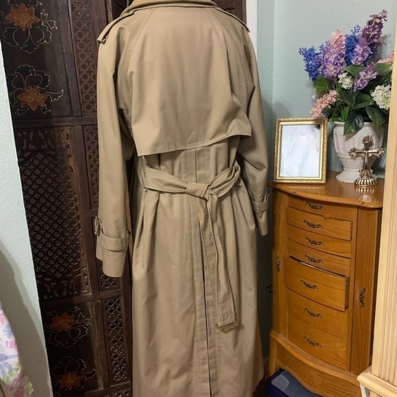 VINTAGE Burberrys trenchcoat - Picture 10 of 14
